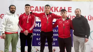 Kayserili halterciler 4 madalya ile döndü