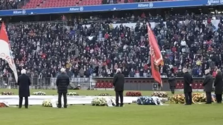 Allianz Arena, Franz Beckenbauer için doldu taştı