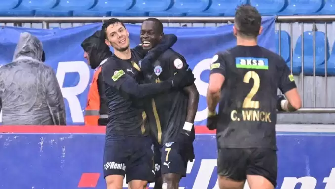 Hajradinovic, Szymanski'yi geride bıraktı zirveye yerleşti!