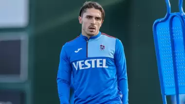 Hull City, Abdülkadir Ömür'ü bitirdi