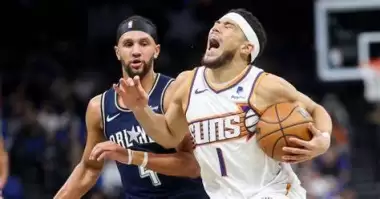 Devin Booker'ın 44 sayısı Suns'a yetmedi