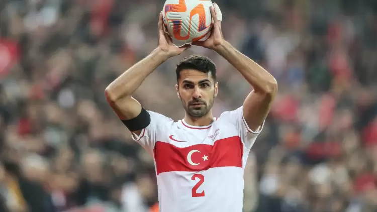 Galatasaray, Sacha Boey'in yerine Zeki Çelik'i transfer edecek