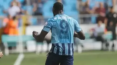 Adana Demirspor'da ayrılıklar peş peşe! Yıldız oyuncu İtalya'ya gitti...