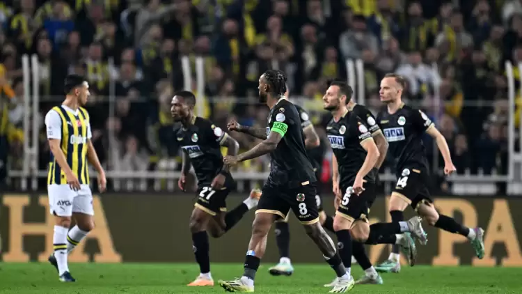 Fenerbahçe’yi liderlikten eden Loide Augusto, kariyerinde ilki başardı