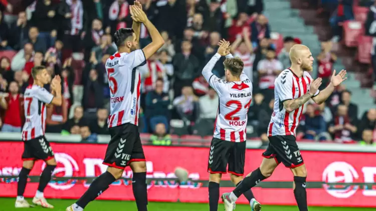 Samsunspor ateş hattından çıktı! Antalya'nın galibiyet hasreti uzadı