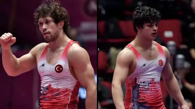 Alperen Berber ve Selçuk Can Bükreş'te İstiklal Marşı'nı dinletti!