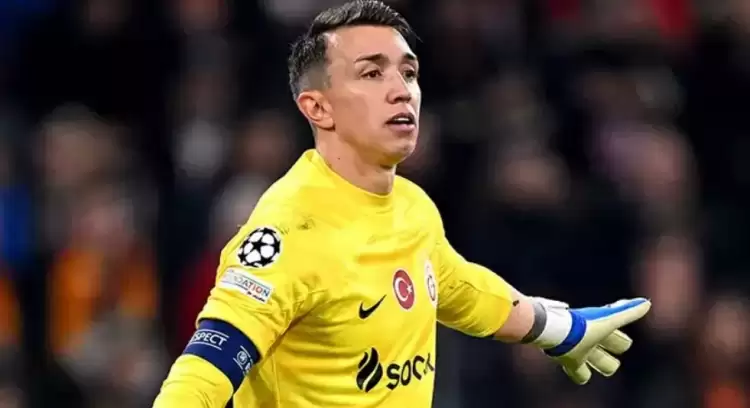 Galatasaray'a kötü haber! İtalya'dan Muslera'ya flaş teklif, görüşme yapıldı