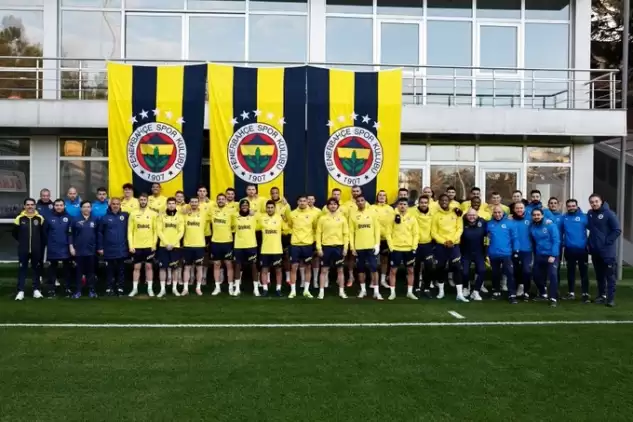 Fenerbahçe'den taraftara: Desteğinizi gördük, mesajınızı aldık! 