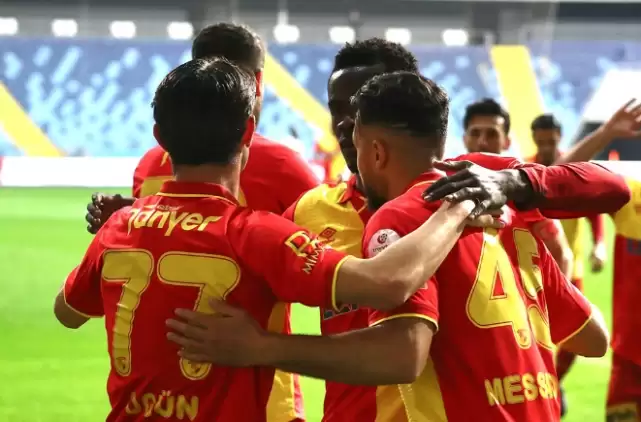 Trendyol 1. Lig'de Göztepe, deplasmanda Adanaspor'u rahat geçti!