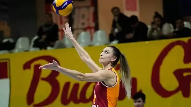 Voleybol Haberleri |  Cimbom evinde kaybetti