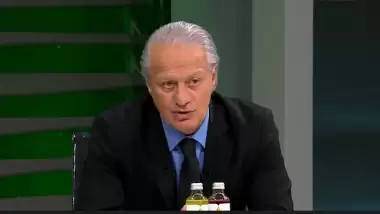 Tugay Kerimoğlu, Galatasaray'dan ayrılması gereken 4 futbolcuyu açıkladı! "Virüs gibiler"