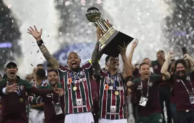 Fluminense, Recopa Sudamericana'da şampiyon oldu! Felipe Melo 17. kupasını kazandı...