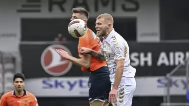 "VAR" böyle maçlar! Bir gol, bir kırmızı kart...