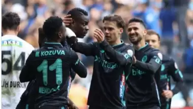 Adana Demir Karaman'la ilk galibiyeti aldı