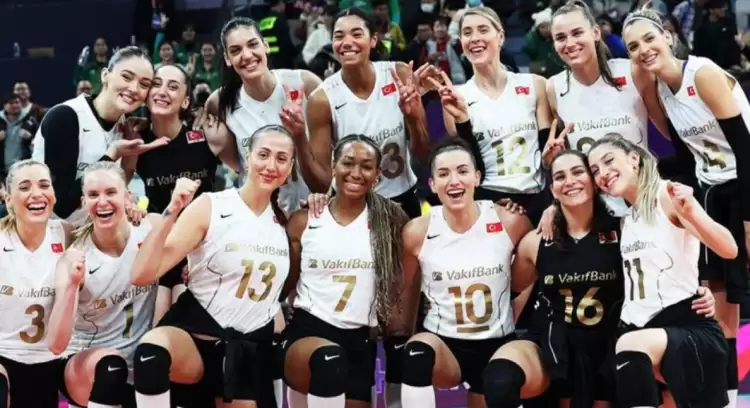 Vakıfbank'ta Chiaka Ogbogu ile yollar ayrılıyor! Yeni takımı da belli oldu