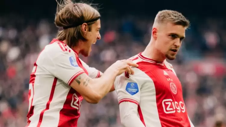 Ajax 1 puanı 90'da kurtardı