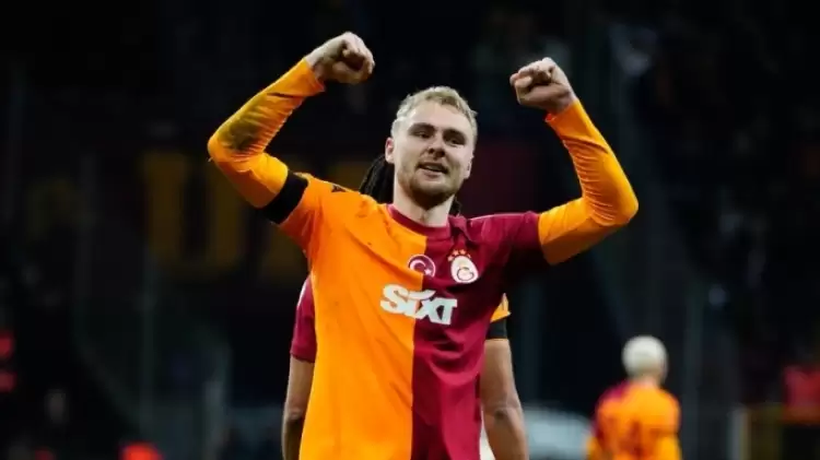 Galatasaray'da Victor Nelsson'a milli davet