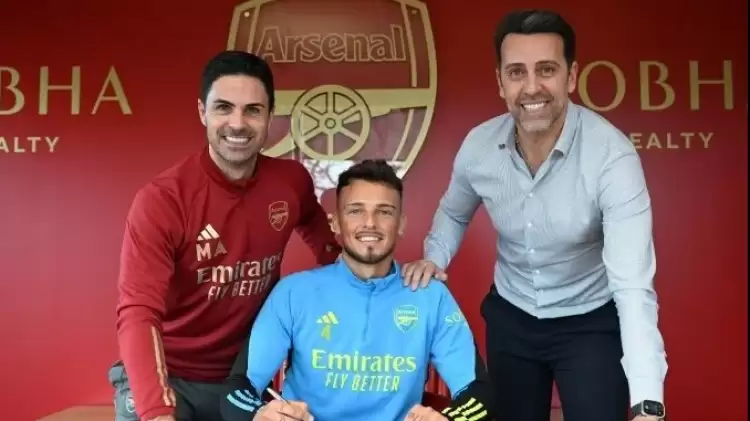 Arsenal'de White ile yeni sözleşme