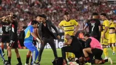 Futbolcu nöbet geçirdi, maç tatil edildi!