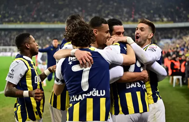 Şok iddia! Fenerbahçe'de 6 oyuncudan flaş hamle...