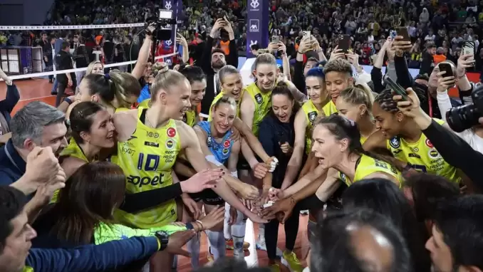 Melissa Vargas'lı Fenerbahçe yarı final ilk maçına çıkıyor!