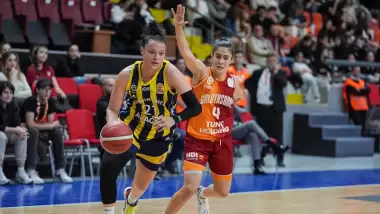 Galatasaray'ı deviren Fenerbahçe finalde!