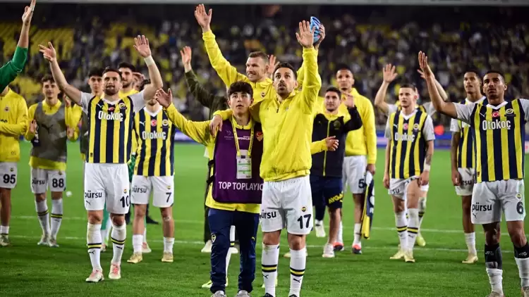 Fenerbahçe'de 2 futbolcu cezalı duruma düştü! Karagümrük maçında...