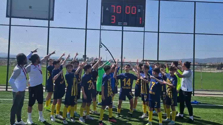 Talasgücü Belediyespor şampiyon oldu