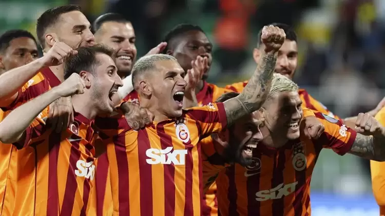 Galatasaray'dan Süper Kupa için özel tişört! "Seninle 1 dakika"