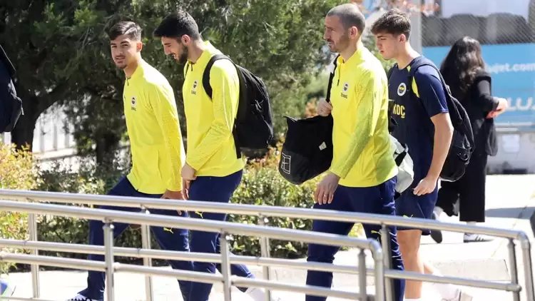 Fenerbahçe Futbol Takımı, Olympiakos maçı için Yunanistan'a gitti