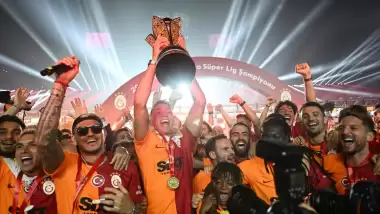 Galatasaray dünya futbolunda tarihe geçti! İlk 25'te...
