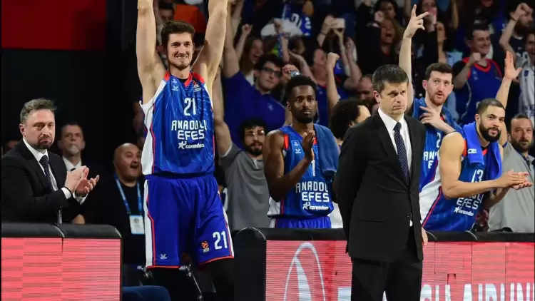 Anadolu Efes'in play-in'de rakibi belli oldu! İşte o takım...