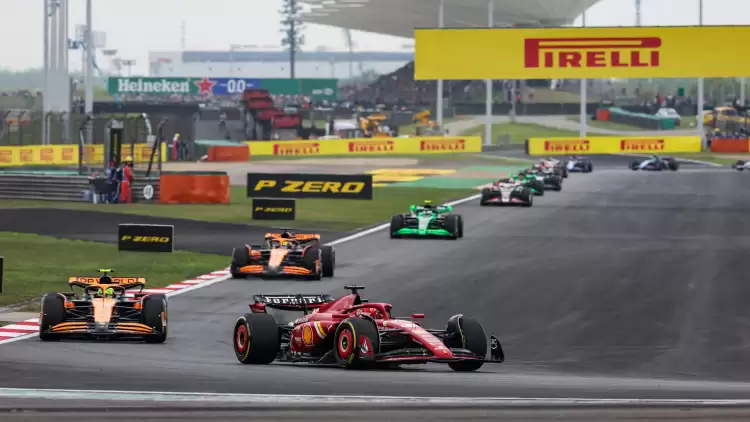 Çin GP sıralama turlarında pole pozisyonunun sahibi Max Verstappen! 