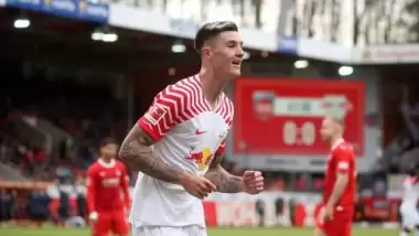 Leipzig, Eren Dinkçi'yi son dakikalarda üzdü