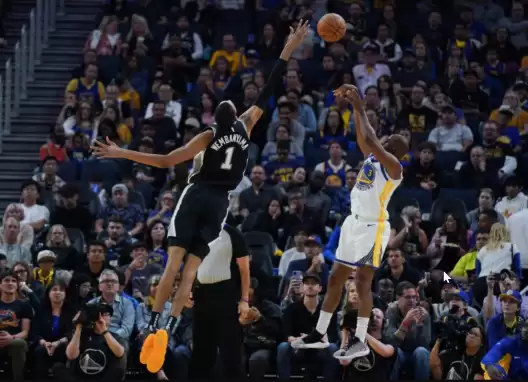 Spurs'ten Wembanyama'nın yanına veteran yıldız!