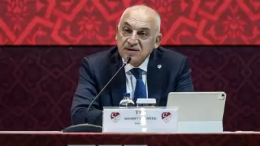 Mehmet Büyükekşi'nin rahatsızlığı belli oldu