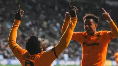 Hull City 3 puanı 3 golle aldı! Play-Off...