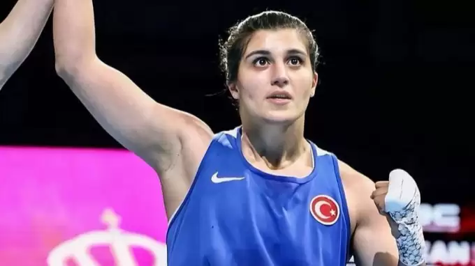 Şampiyon Busenaz Sürmeneli!