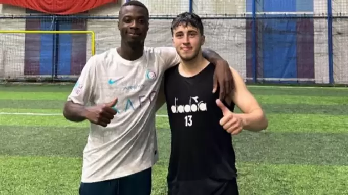 Trabzonspor'un yıldızı halı sahada görüntülendi!