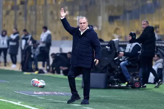 Bomba iddia! Fatih Terim gitse de Türk hocayla devam