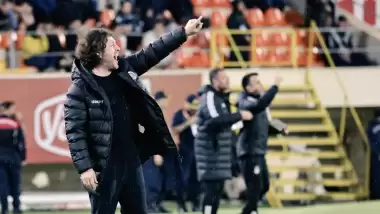 Fatih Tekke, Beşiktaş maçı sonrası konuştu: "İki puan kaybedildi ama..."