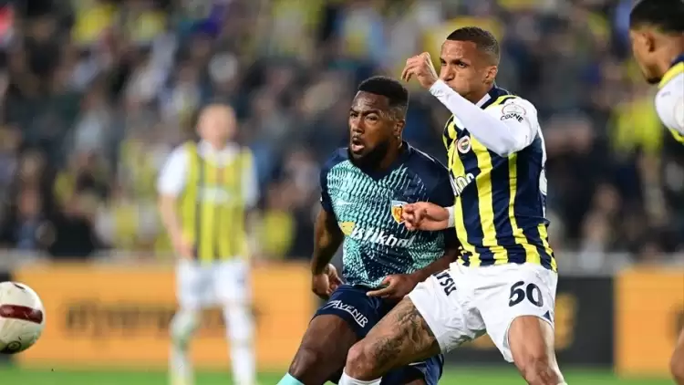 Fenerbahçe'de şok! Derbide cezalı