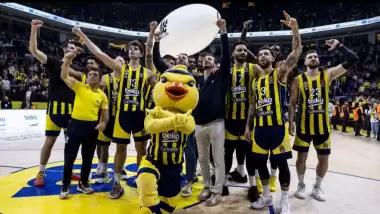 Fenerbahçe Beko'dan normal sezona galibiyetle veda!
