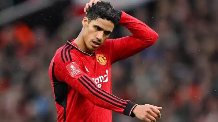 Manchester United duyurdu: Raphael Varane ile yollar ayrıldı