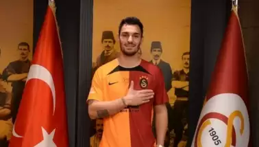 Galatasaraylı futbolcu Kaan Ayhan, ikinci kez baba oldu