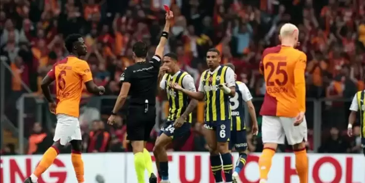 Galatasaray - Fenerbahçe debisinde Djiku'ya gösterilen kırmızı kart doğru mu?