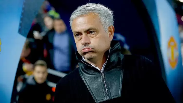 Fenerbahçe ve Beşiktaş'a kötü haber! Jose Mourinho...