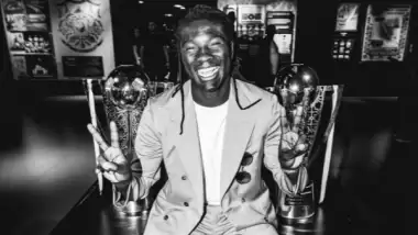 Gomis'ten Galatasaray'a destek mesajı: "Zafer bize yakışıyor!"