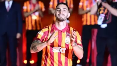 Kaan Ayhan'dan Mert Hakan Yandaş'a gönderme!