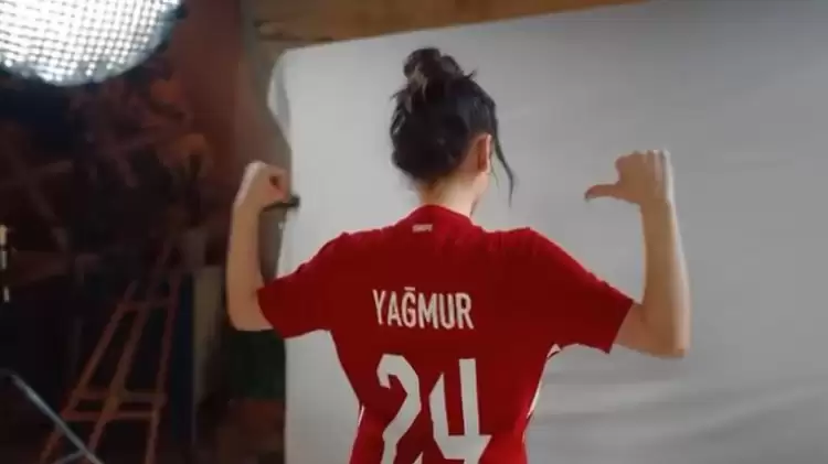 Milli Takım'ın futbol elçisi Yağmur Tanrısevsin oldu